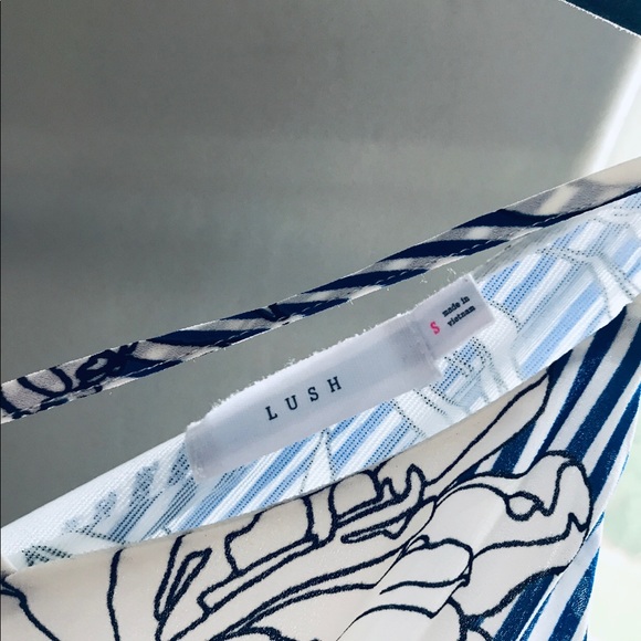 LUSH | Blue and white floral Boutique Romper - Picture 6 of 7